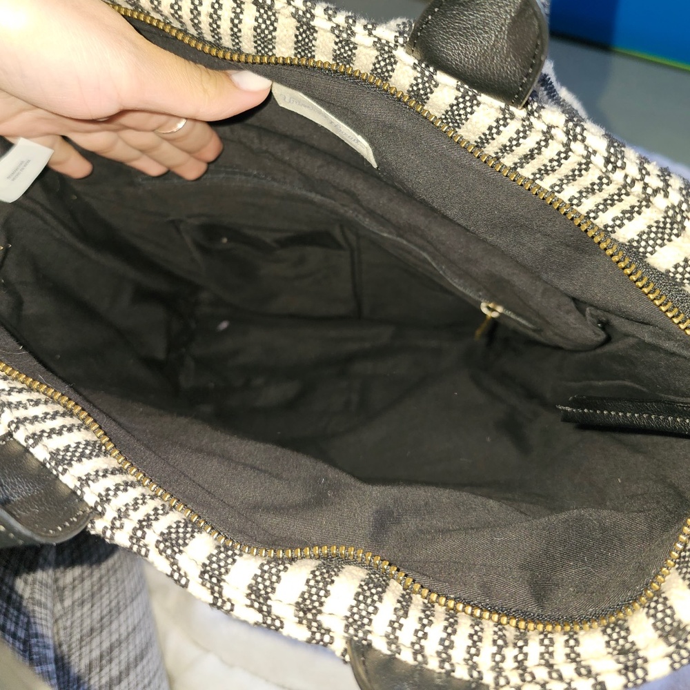 Universal Thread - 14.5" Soft Utility Square Back… - image 6